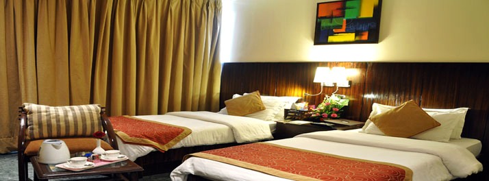 1957/Dayal Paradise - Lucknow 12.jpg